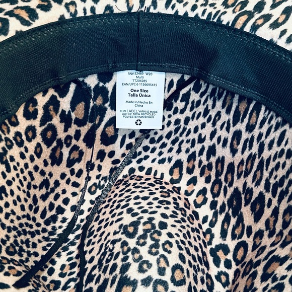 🌟2xHP🌟NWOT Animal Print Flannel Adjustable Wide Brim Fedora - Picture 8 of 12